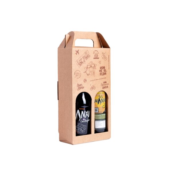 Caja de cartón con dos botellas de cerveza artesanal.